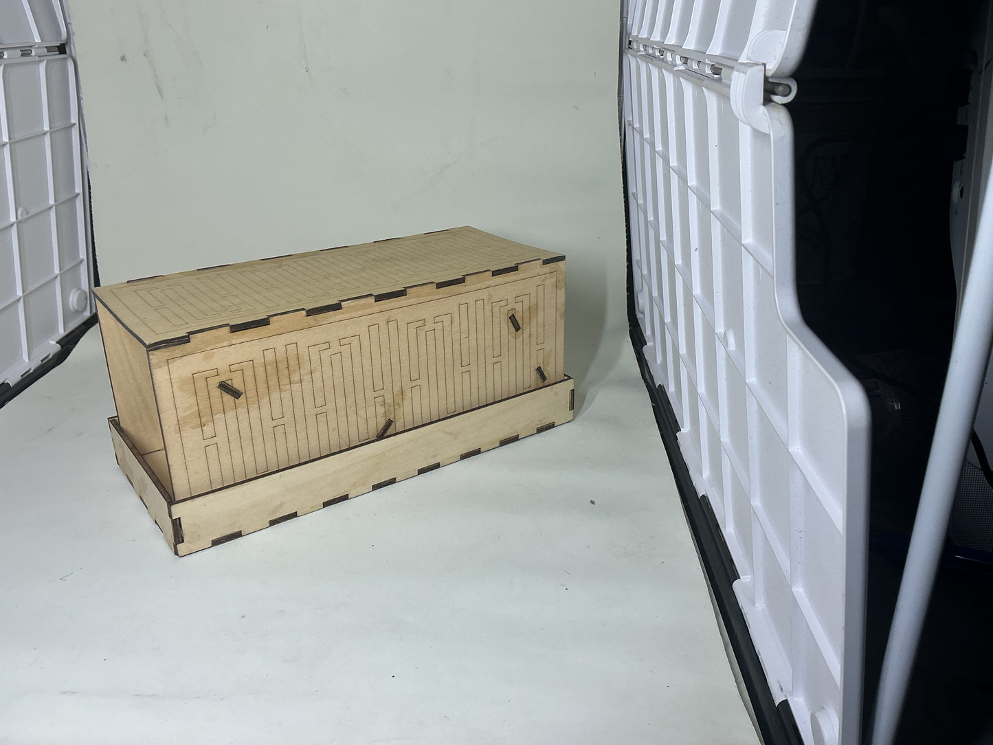Wood Dice Tower – Handmade Basswood DnD Dice Tower with Lid Tray
